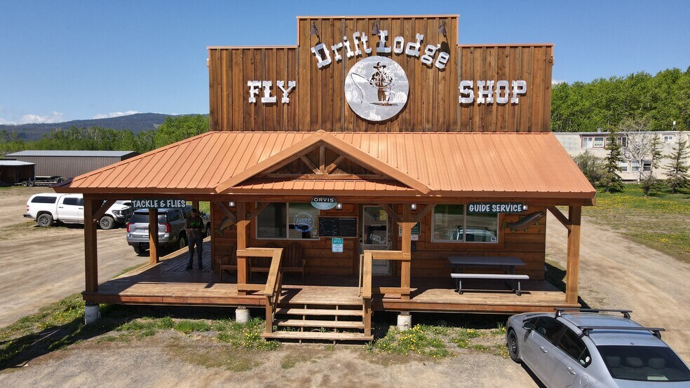Drift Lodge & Fly Shop portefeuille de 2 biens à vendre sur LoopNet.fr - Photo de l’immeuble – Image 3 sur 91