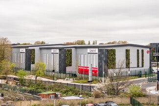Plus de détails pour White Hart Ln, Londres - Industriel/Logistique à louer