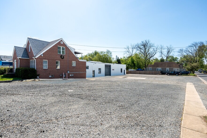 1900 Kirkwood Hwy, Wilmington, DE à louer - Photo de l’immeuble – Image 3 sur 38