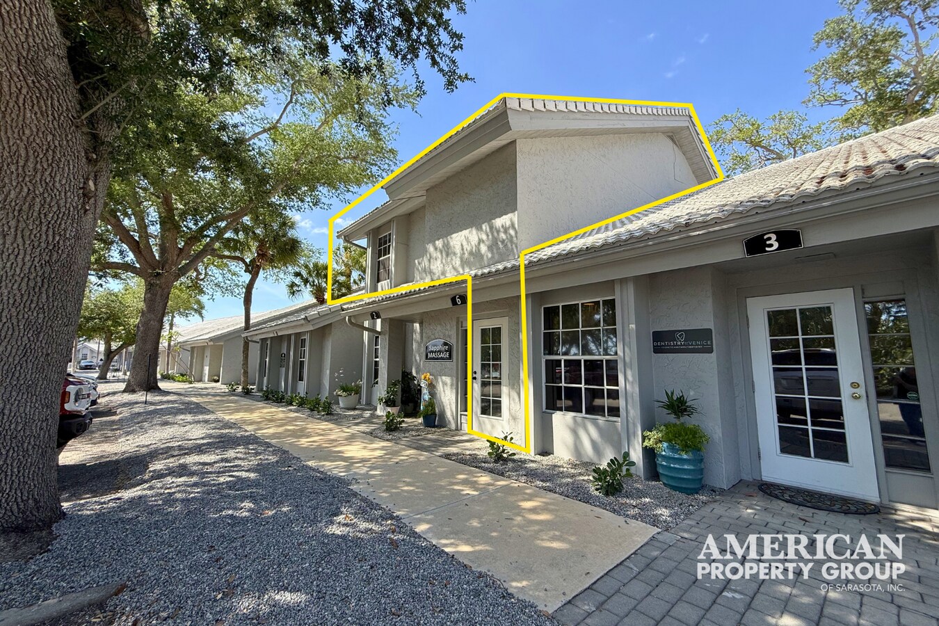 1515 Tamiami Trl S, Venice, FL 34285 - Lot 2N - - Photo intérieure - Image 2 of 9