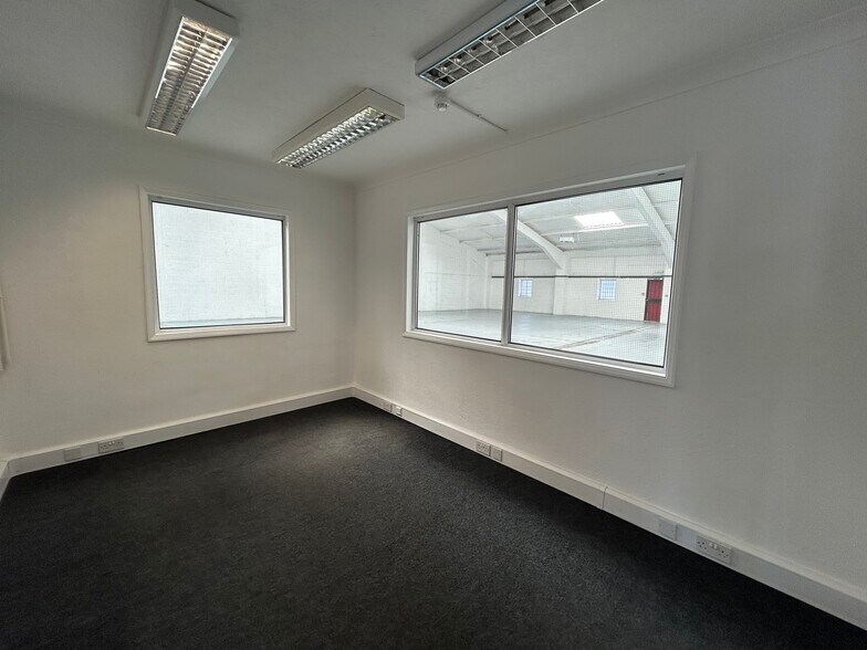 Laundry Rd, Minster à louer - Photo de l’immeuble – Image 3 sur 25