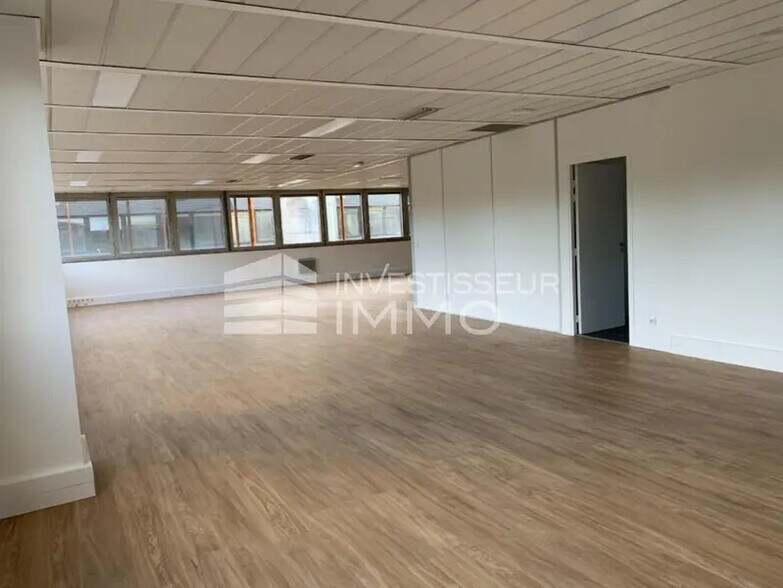 Local d’activités dans Gennevilliers à louer - Photo intérieure – Image 3 sur 10