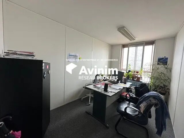 Bureau dans Paris à louer - Photo de l’immeuble – Image 3 sur 10