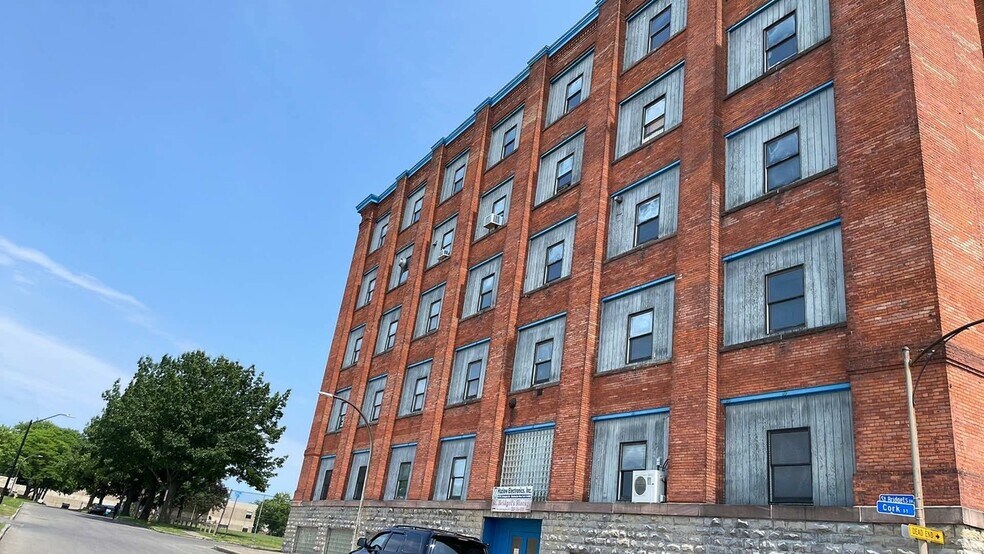 39-49 St Bridgets Dr, Rochester, NY à louer - Photo de l’immeuble – Image 2 sur 3