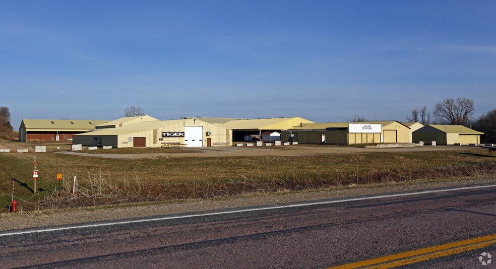 6150 W Frontage Rd, Medford, MN à vendre - Photo principale – Image 1 sur 13