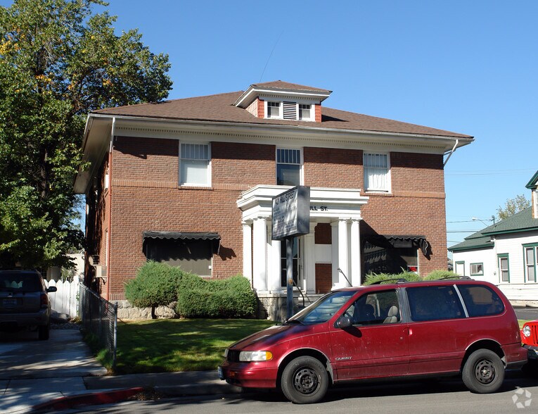 421 Hill St, Reno, NV à vendre - Photo de l’immeuble – Image 2 sur 2