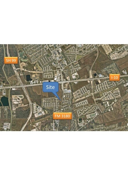 FM 3180, Mont Belvieu, TX à vendre - Aérien – Image 2 sur 3