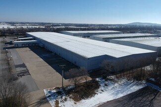 Plus de détails pour 419 S Lincoln St, Lowell, AR - Industriel/Logistique à louer