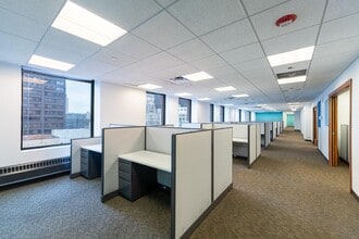 134 N LaSalle St, Chicago, IL à louer Photo intérieure– Image 2 sur 4