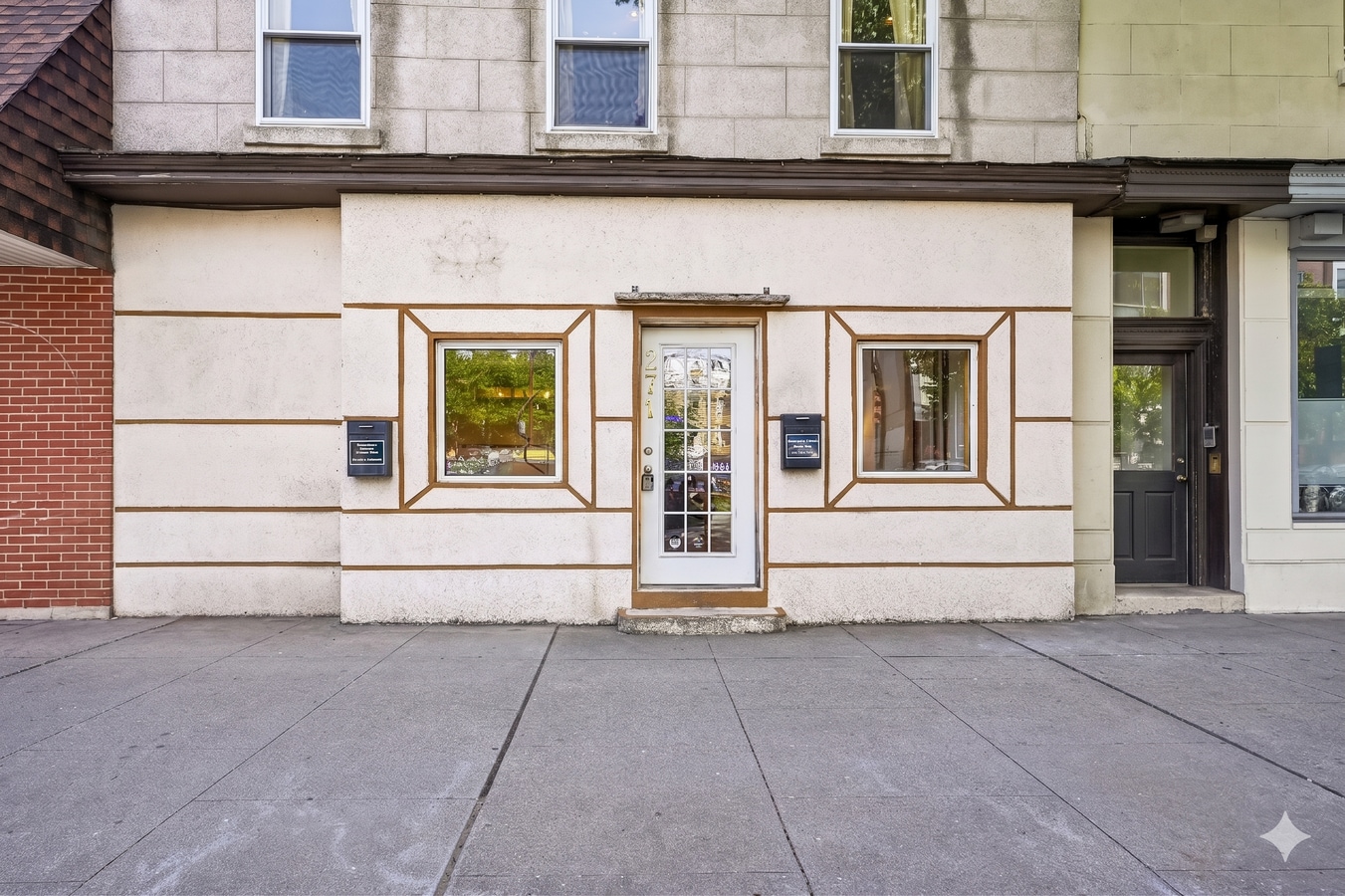 271 Newark Ave, Jersey City, NJ 07302 - Lot 1 -  - Photo intérieure - Image 1 of 32