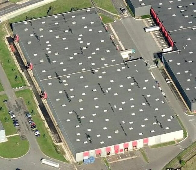 Plus de détails pour Bureau, Industriel/Logistique à louer