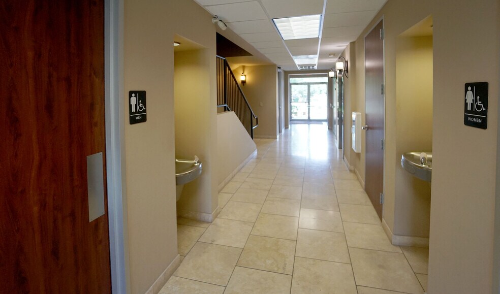 7701 San Felipe Blvd, Austin, TX à louer - Photo intérieure – Image 2 sur 22