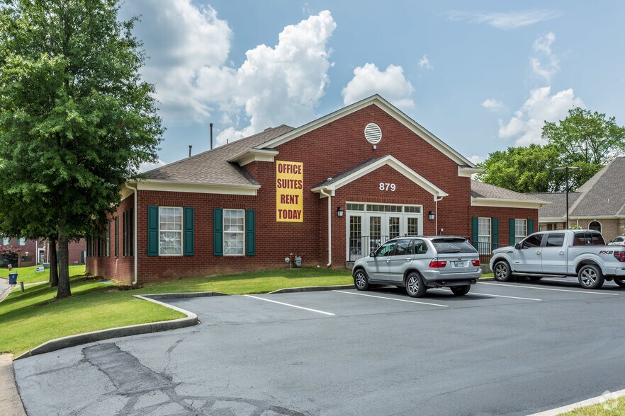 879 Willow Tree Cir, Cordova, TN à vendre - Photo de l’immeuble – Image 2 sur 4