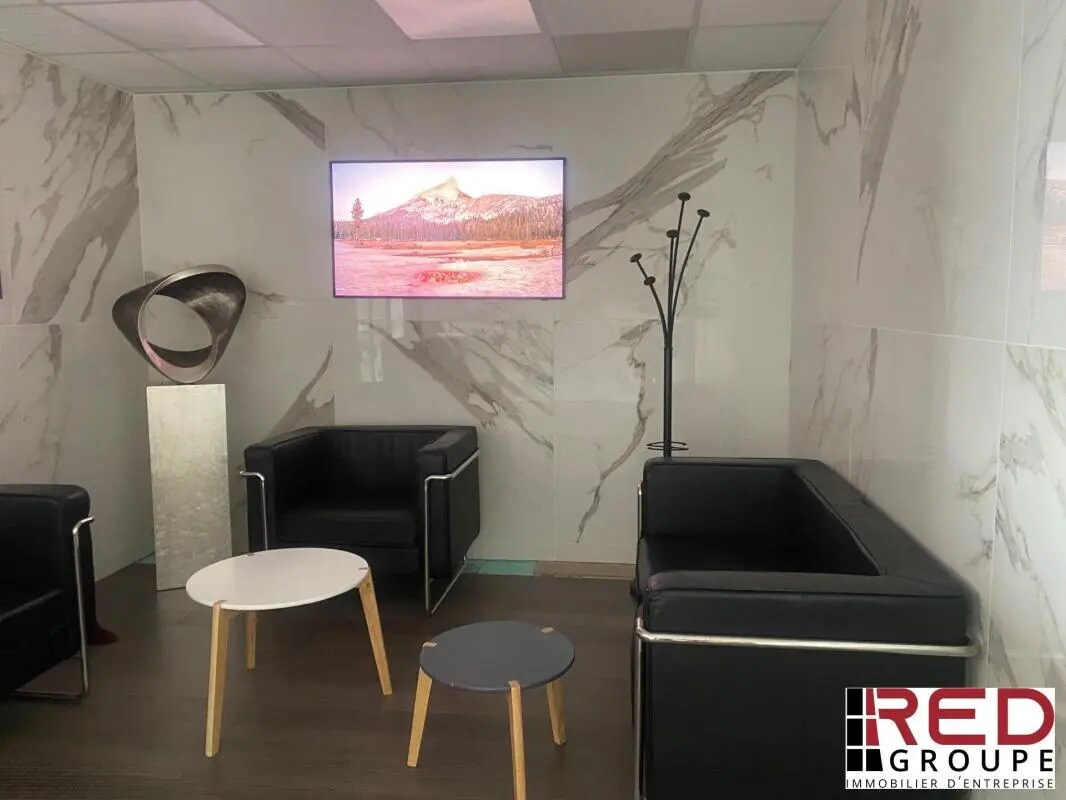Bureau dans La Ciotat à louer Photo de l’immeuble– Image 1 sur 8
