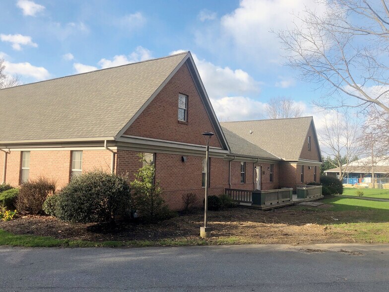 314 Good Dr, Lancaster, PA à louer - Photo de l’immeuble – Image 3 sur 5