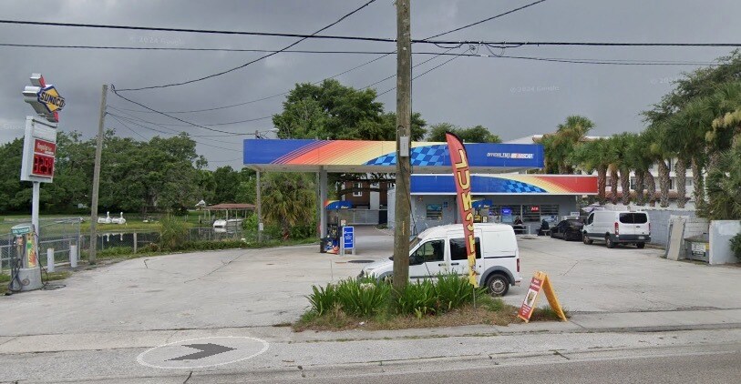 7900 Daetwyler Dr, Belle Isle, FL à vendre Photo de l’immeuble– Image 1 sur 3