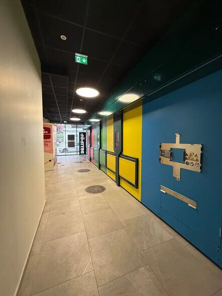 Local commercial dans Boulogne-Billancourt à louer - Photo de l’immeuble – Image 2 sur 5