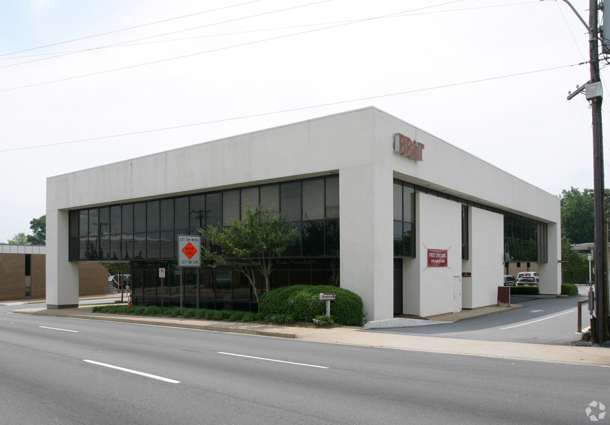 416 E North St, Greenville, SC à louer Photo principale– Image 1 sur 11
