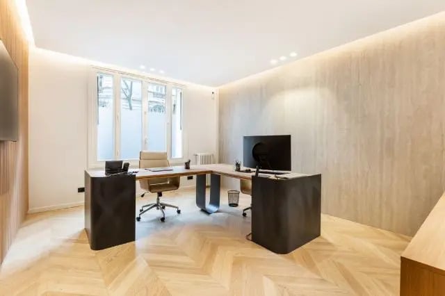 Bureau dans Paris à vendre - Photo de l’immeuble – Image 2 sur 14