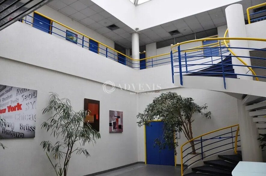 Bureau dans Villepinte à vendre - Photo intérieure – Image 2 sur 8