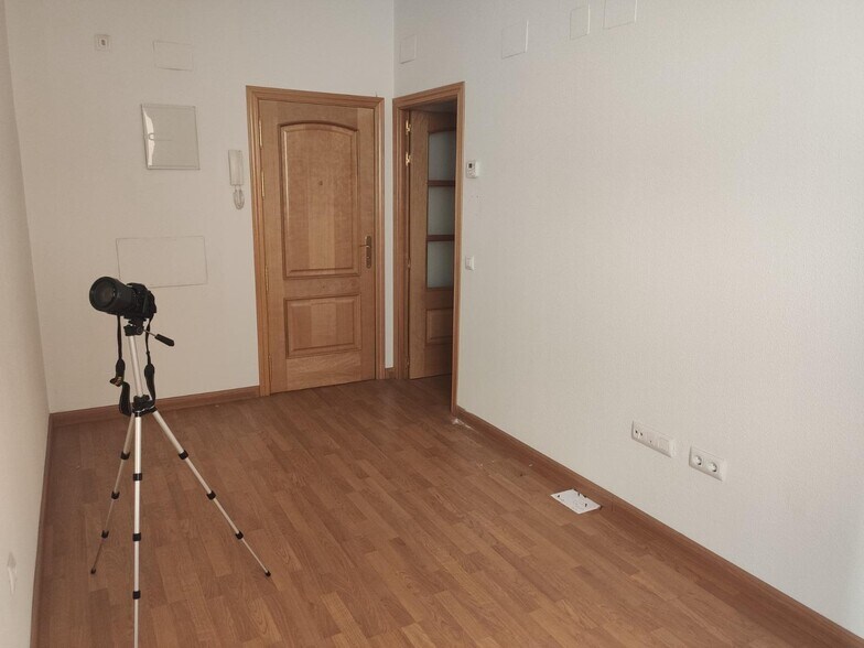 Bureau dans Cáceres, Cáceres à louer - Photo intérieure – Image 1 sur 13