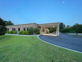 Plus de détails pour 1308 S 4th St, Hartsville, SC - Bureau à vendre