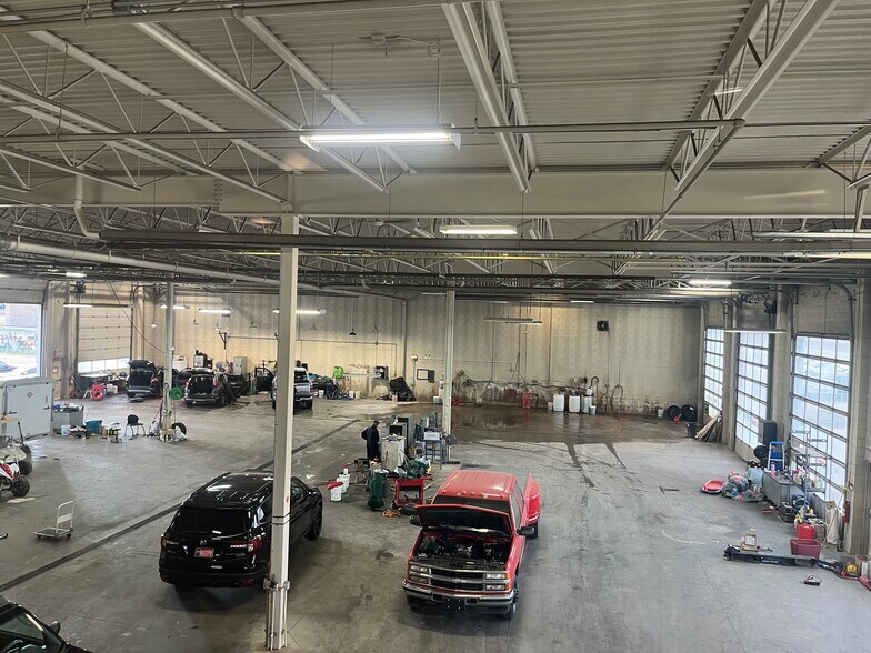 6613 Sparrow Dr, Leduc, AB à vendre - Photo de l’immeuble – Image 2 sur 6