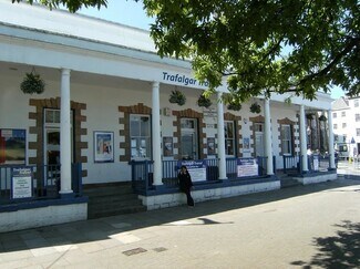 Plus de détails pour The Albany, Guernsey - Local commercial à vendre