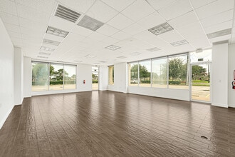 4690 Burke Rd, Pasadena, TX à louer Photo intérieure– Image 1 sur 5