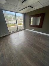 105 Crescent Bay Dr, Laguna Beach, CA à louer Photo intérieure– Image 2 sur 4
