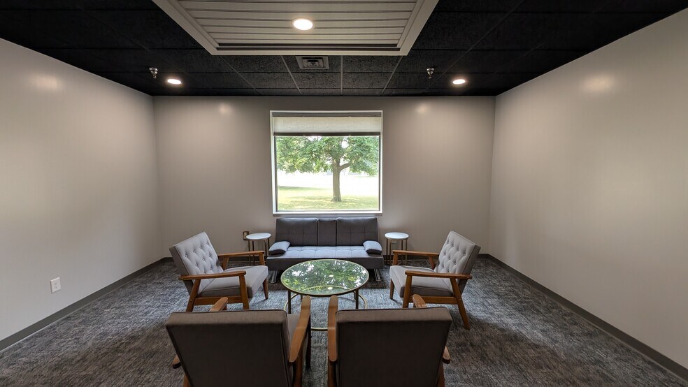 200 Metro Park, Rochester, NY à louer - Photo de l’immeuble – Image 3 sur 8