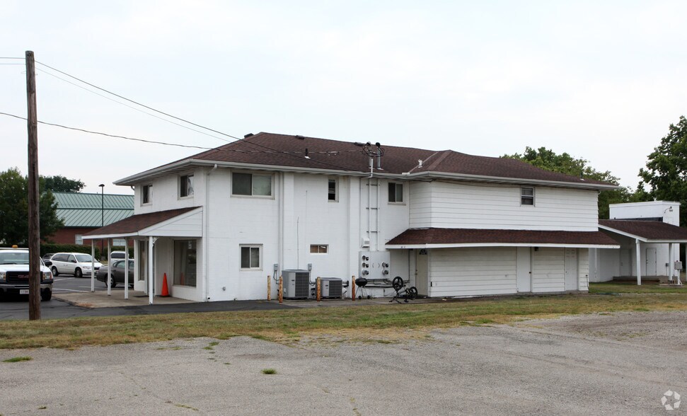 360 E Main St, Enon, OH à louer - Photo de l’immeuble – Image 2 sur 2