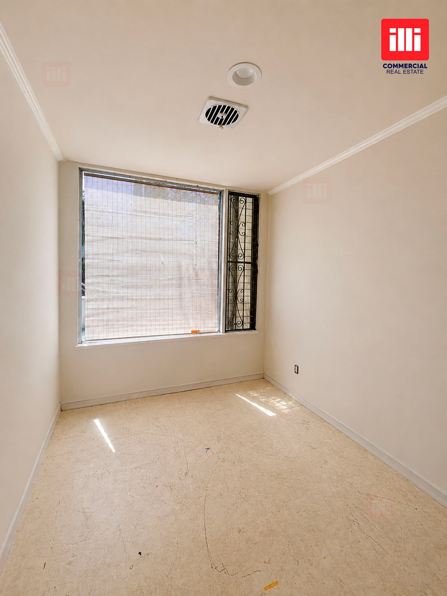 5301-5307 Comercio Ln, Woodland Hills, CA à louer Photo intérieure– Image 1 sur 5