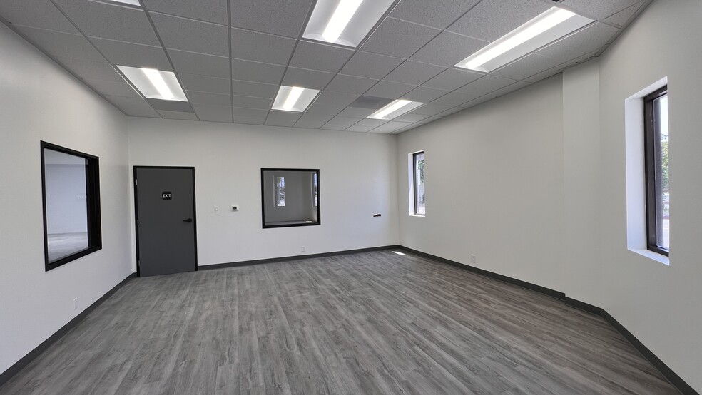 1745 W 182nd St, Gardena, CA à louer - Photo intérieure – Image 3 sur 8