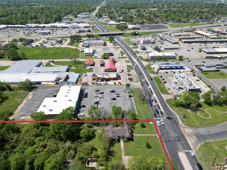 3870 Lamar Ave, Paris, TX à vendre - Photo de l’immeuble – Image 3 sur 27