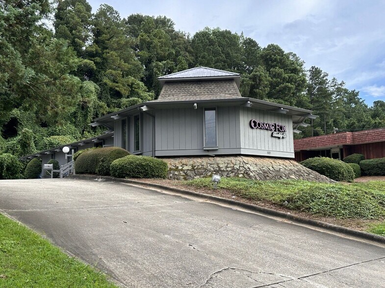 522 NE South Enota Dr, Gainesville, GA à vendre - Photo de l’immeuble – Image 2 sur 3