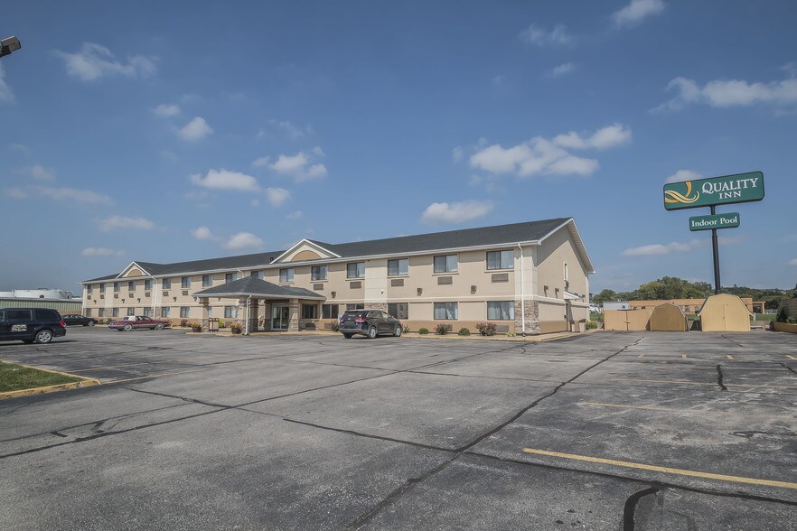 209 W 9th St, Coralville, IA à vendre - Autre – Image 2 sur 9