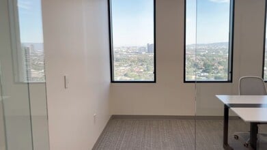2600 N Central Ave, Phoenix, AZ à louer - Vidéo sur l’annonce professionnelle