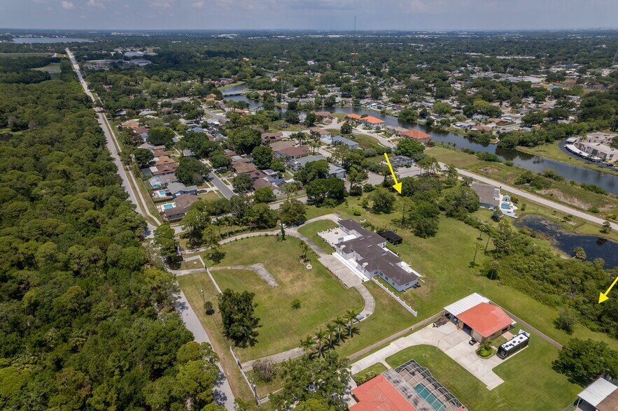 8181-19 98th St, Seminole, FL à vendre - Photo de l’immeuble – Image 2 sur 4