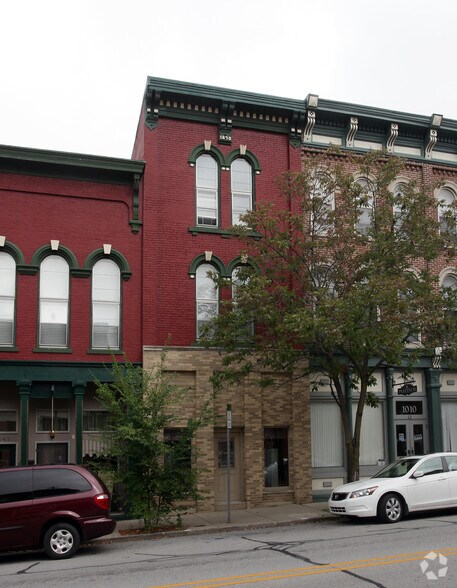 1006 Main St, Lafayette, IN à louer - Photo de l’immeuble – Image 2 sur 5