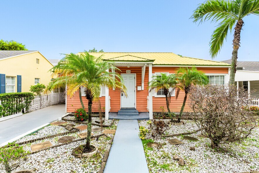 23 S Swinton Ave, Delray Beach, FL à louer - Photo de l’immeuble – Image 3 sur 21