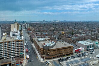 245 Eglinton Ave E, Toronto, ON - VUE AÉRIENNE  vue de carte
