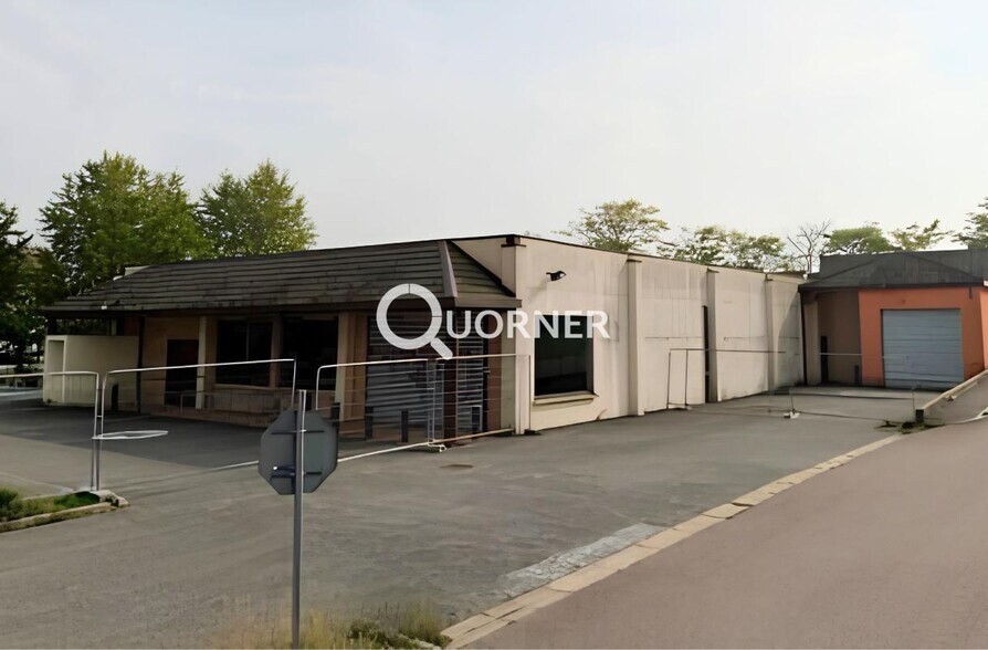 Local commercial dans Chaumont à louer - Photo de l’immeuble – Image 2 sur 4