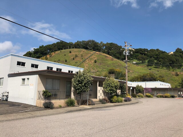 19-71 Joseph Ct, San Rafael, CA à louer - Photo de l’immeuble – Image 3 sur 13