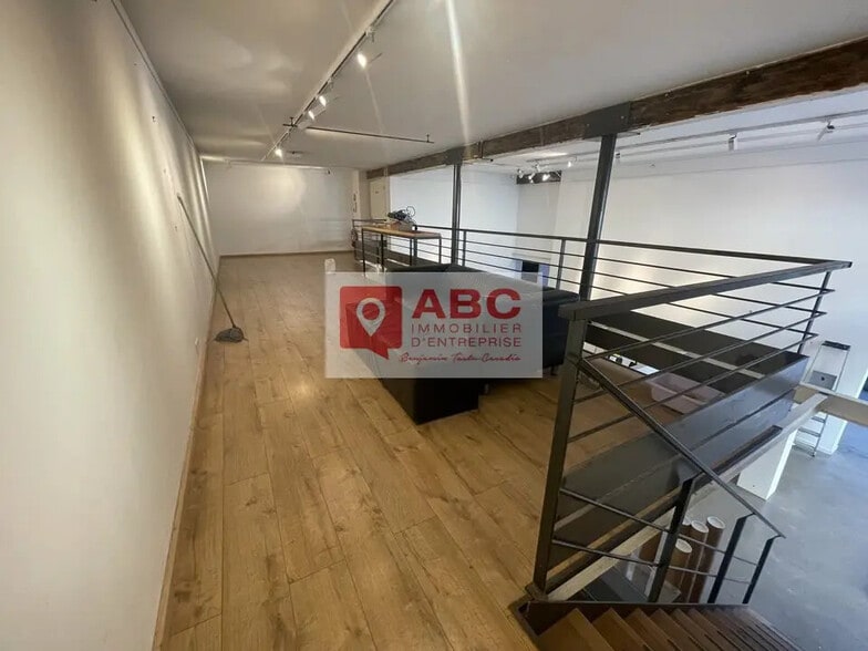 Bureau dans Montpellier à louer - Photo de l’immeuble – Image 2 sur 5