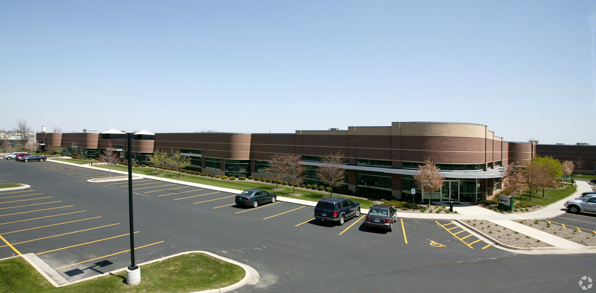 13100 W Lisbon Rd, Brookfield, WI à louer Photo principale– Image 1 sur 8