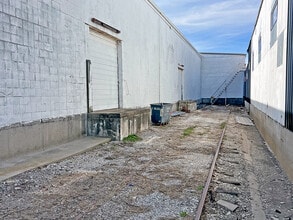 1200 N Logan St, Lincoln, IL à louer Photo intérieure– Image 2 sur 4