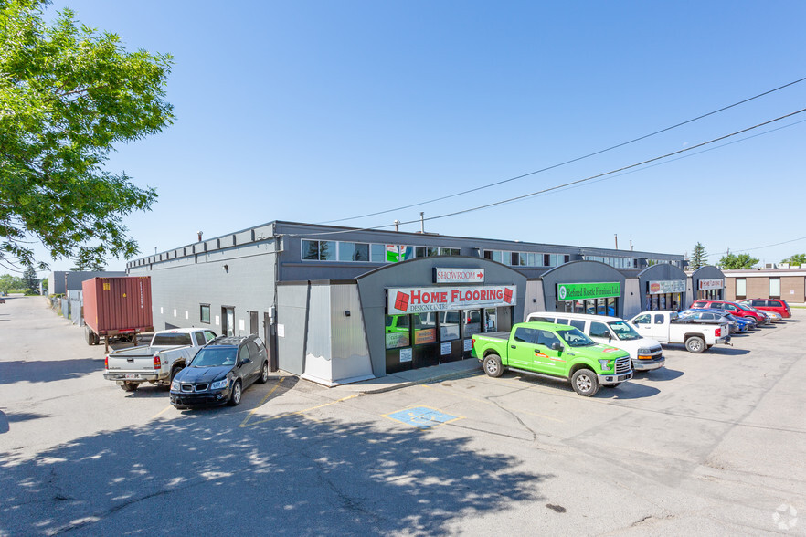 423-427 58th Ave SE, Calgary, AB à louer - Photo de l’immeuble – Image 1 sur 4