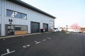 Plus de détails pour Commerce Close, Westbury - Industriel/Logistique à louer