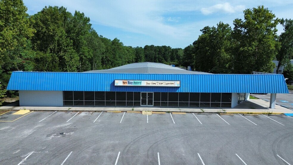 5744 Market St, Wilmington, NC à louer - Photo de l’immeuble – Image 1 sur 8